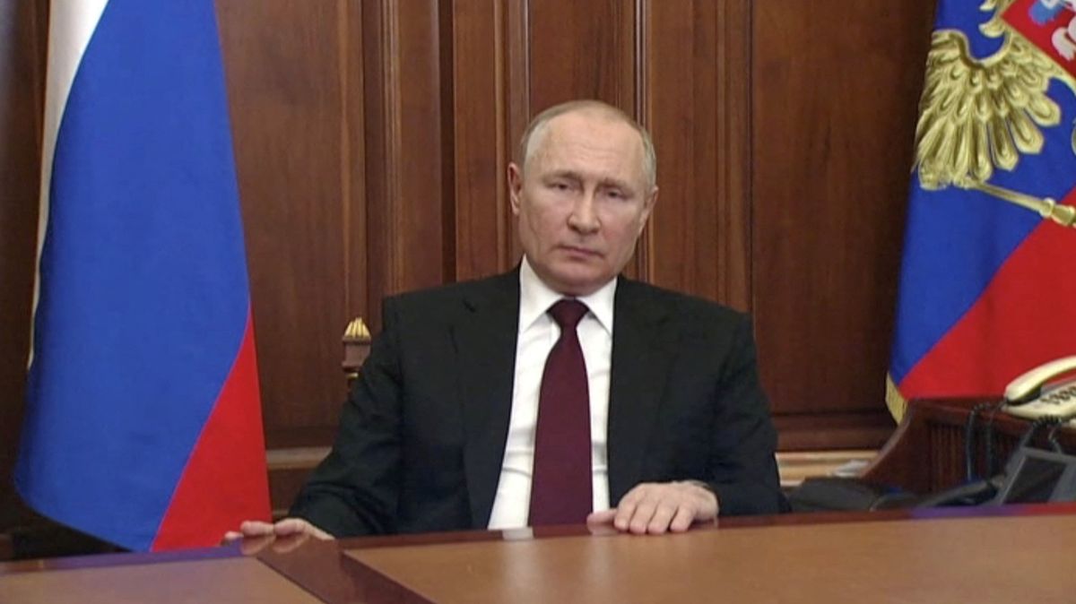 Putin: Žádáme Kyjev, ať se projeví odpovědně a zabrání krveprolití, jinak ho bude mít na svědomí